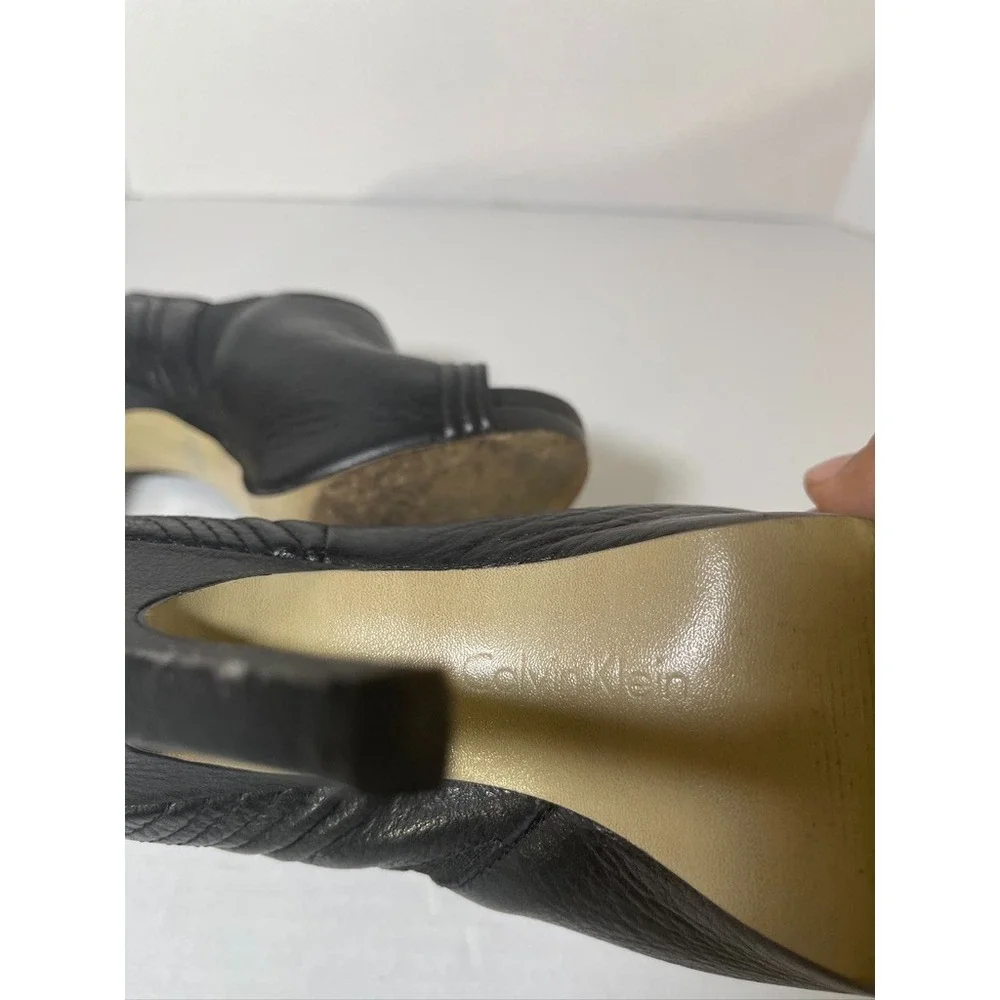 Ladies‎ Calvin Klein Black Leather Peek a boo Bootie Size 6M